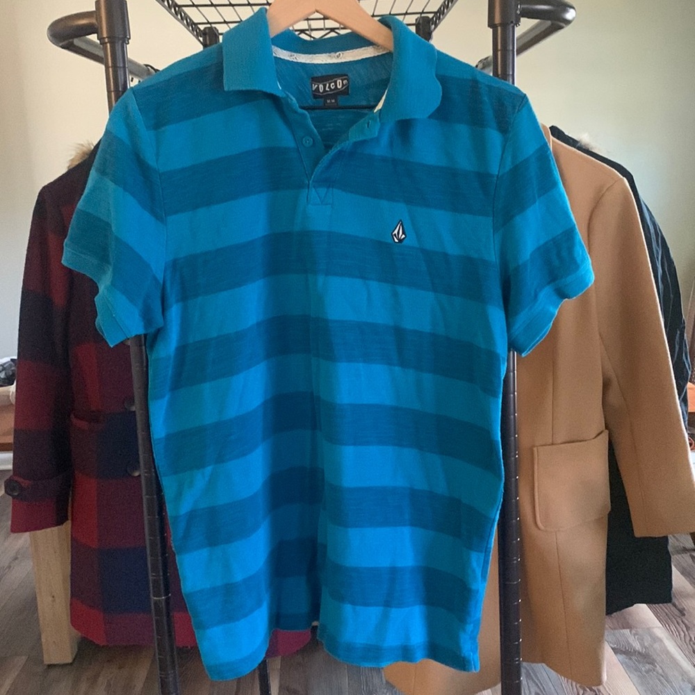 Volcom striped polo size medium